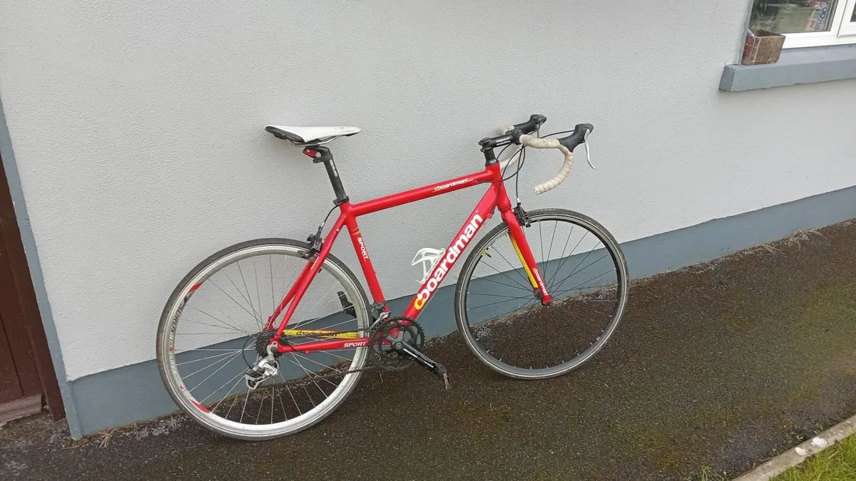 Road Bike (Boardman sport) 58cm frame (Large) - Image 1
