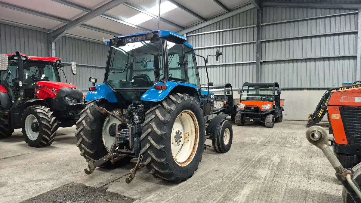 FORD New Holland 6640 2WD - Image 4