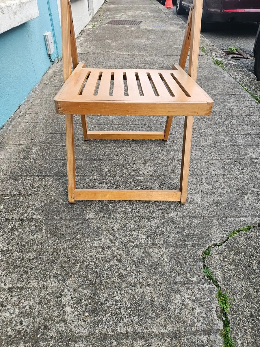Vintage Deck Foldup Chair - Image 3