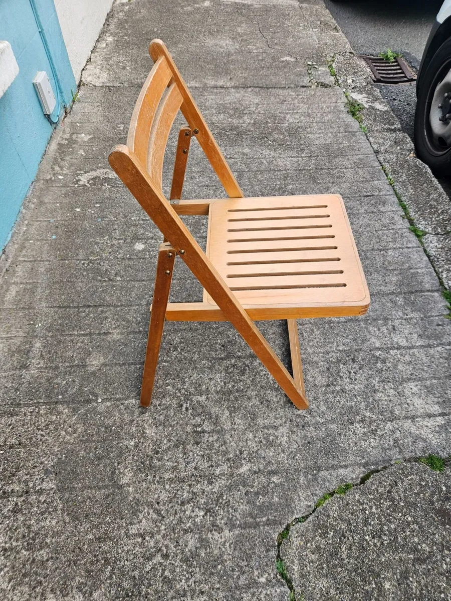 Vintage Deck Foldup Chair - Image 2