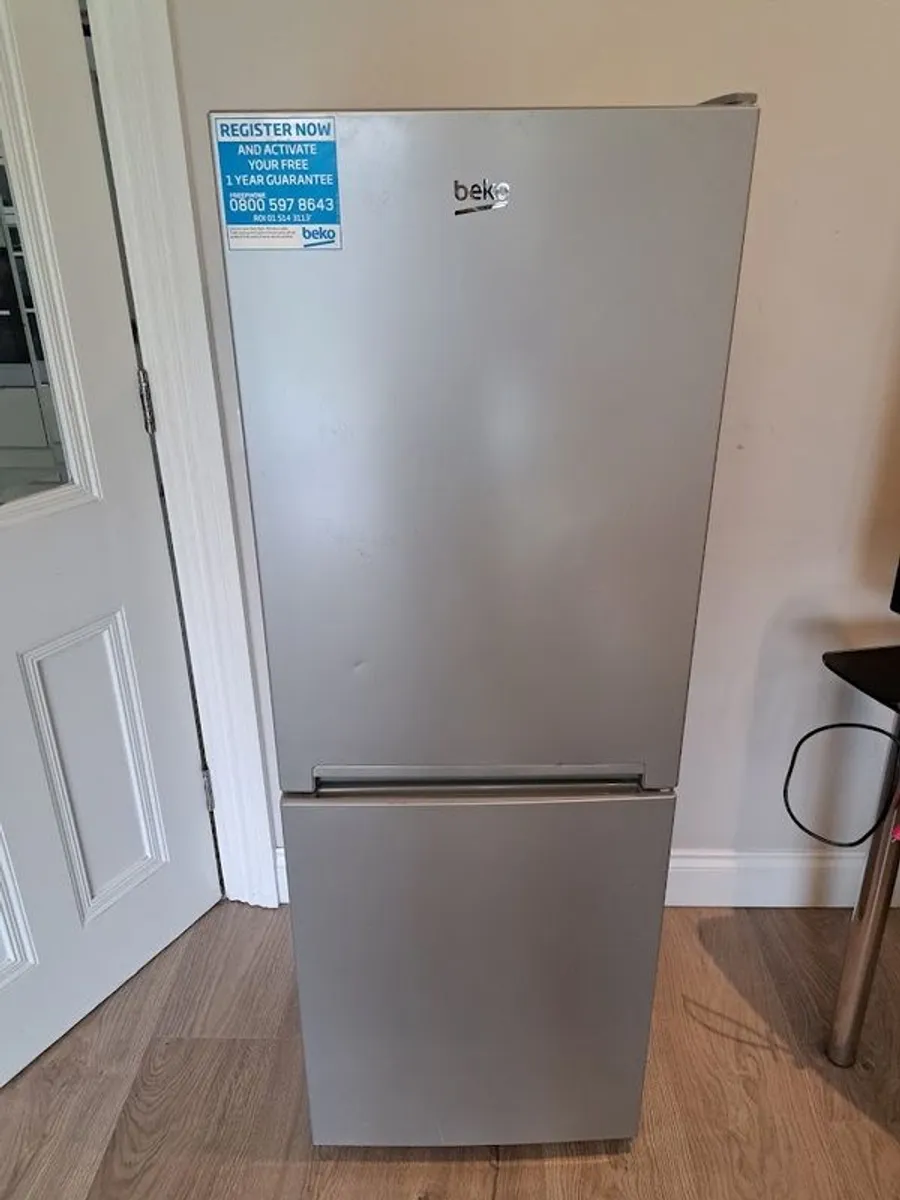 Fridge freezer- PRICE REDUCED Beko - Pristine -Can Deliver Locally - Image 3