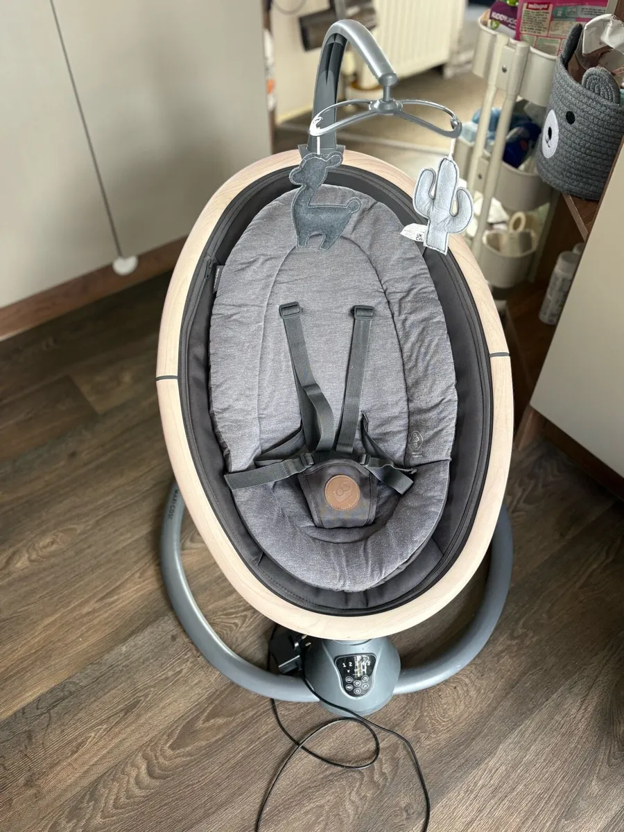 Electric baby swing chair - Image 1