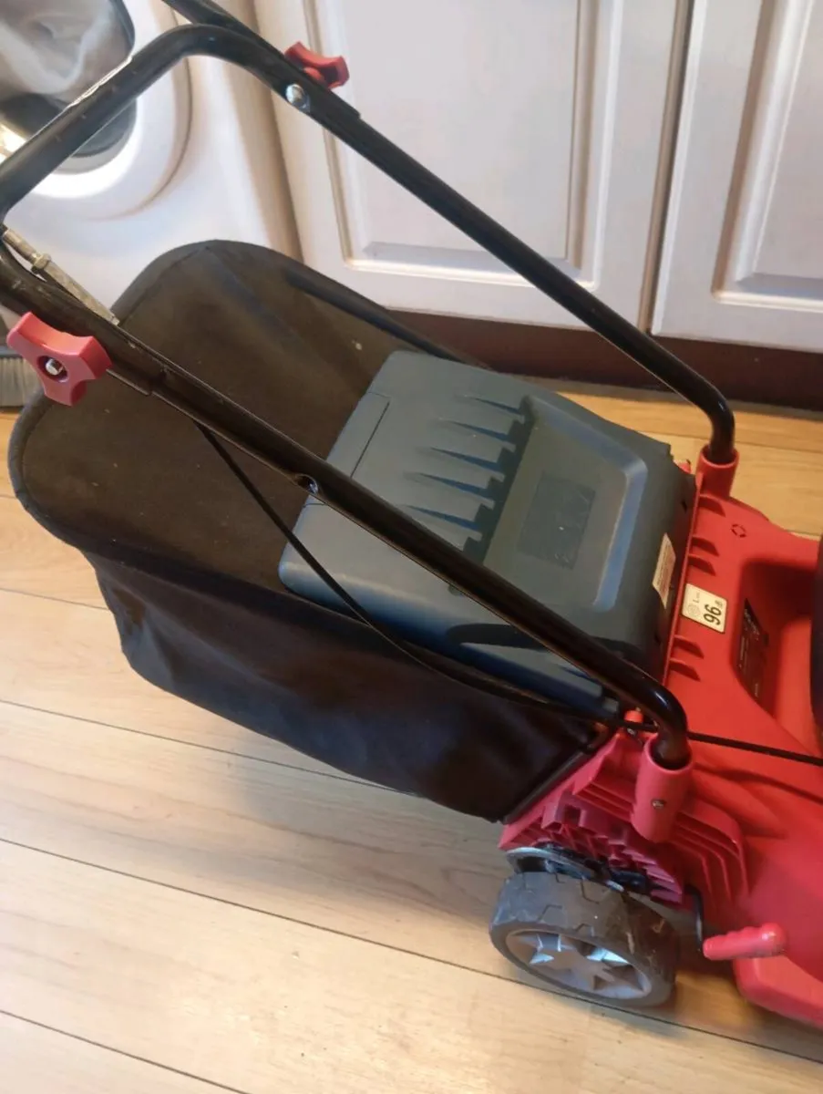 Sovereign petrol lawnmower - Image 4