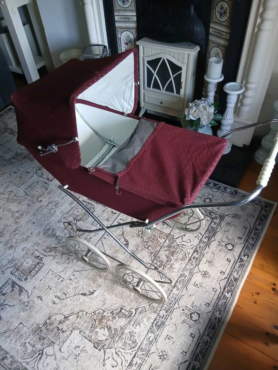 Antique Dolls pram - Image 3