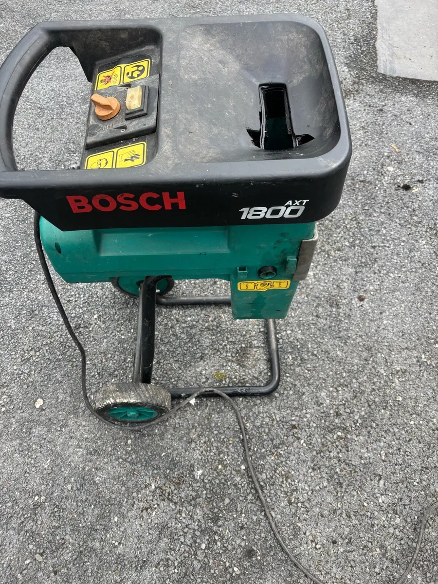 Bosh Wood shredder - Image 1