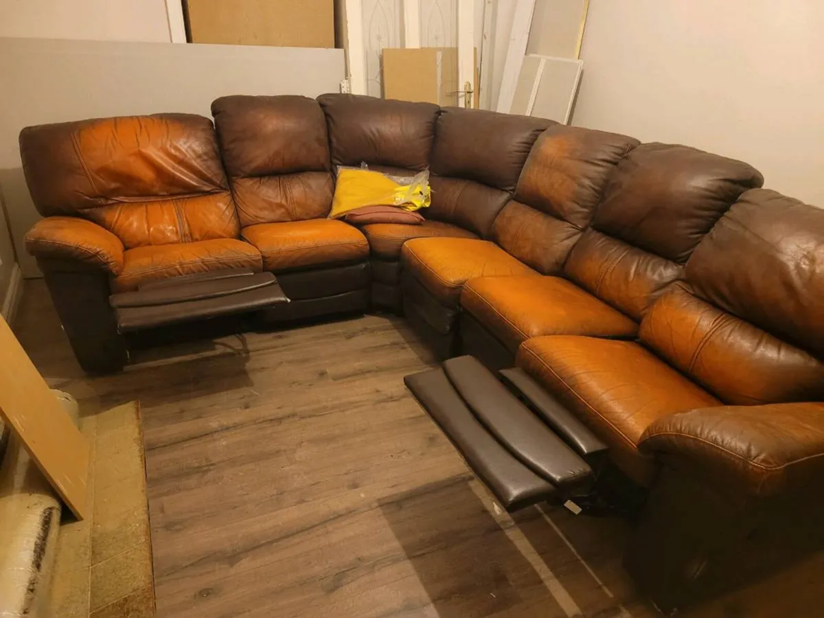 Couch - Image 2