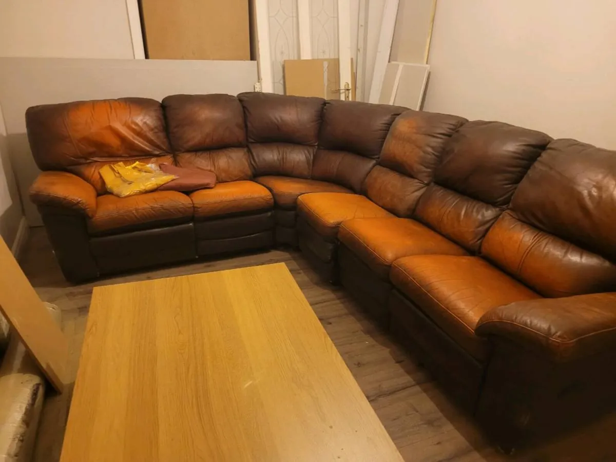Couch - Image 3