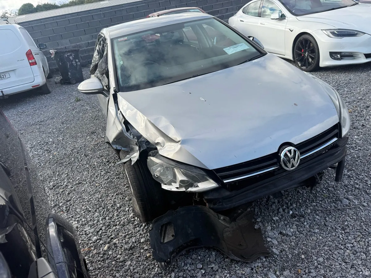 2013 Vw Golf Tsi Damage Repairable - Image 2