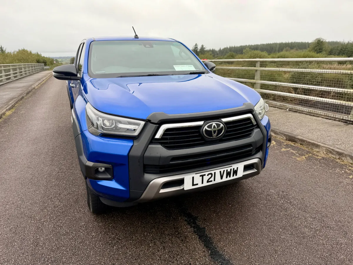 Toyota Hilux 2021 - Image 4