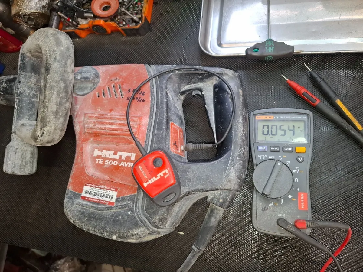 HILTI TE500 REPAIR 🔧⚙️ - Image 1