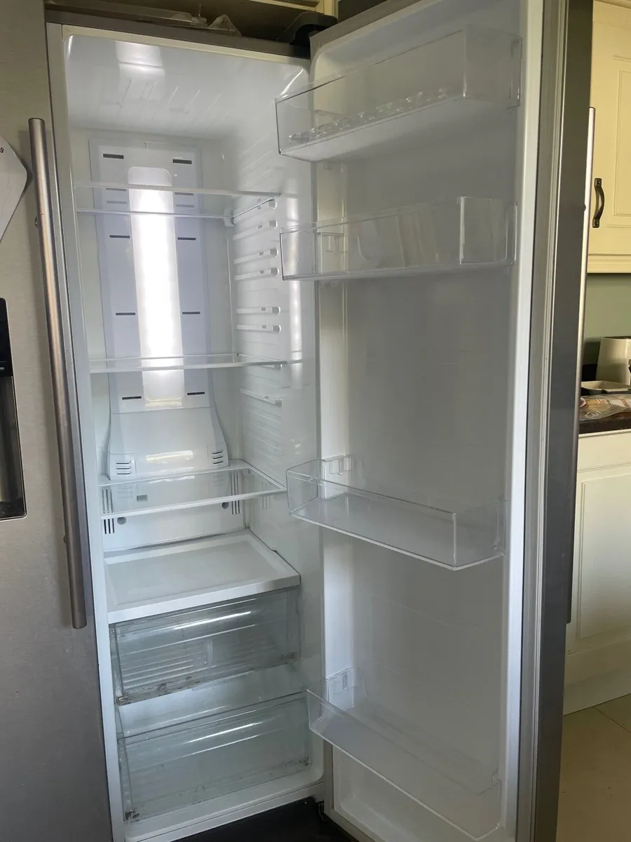 American fridge freezer - Image 3
