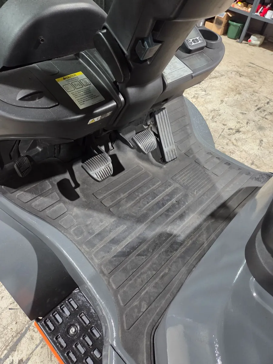 Toyota Forklift 2.5tonne - Image 2