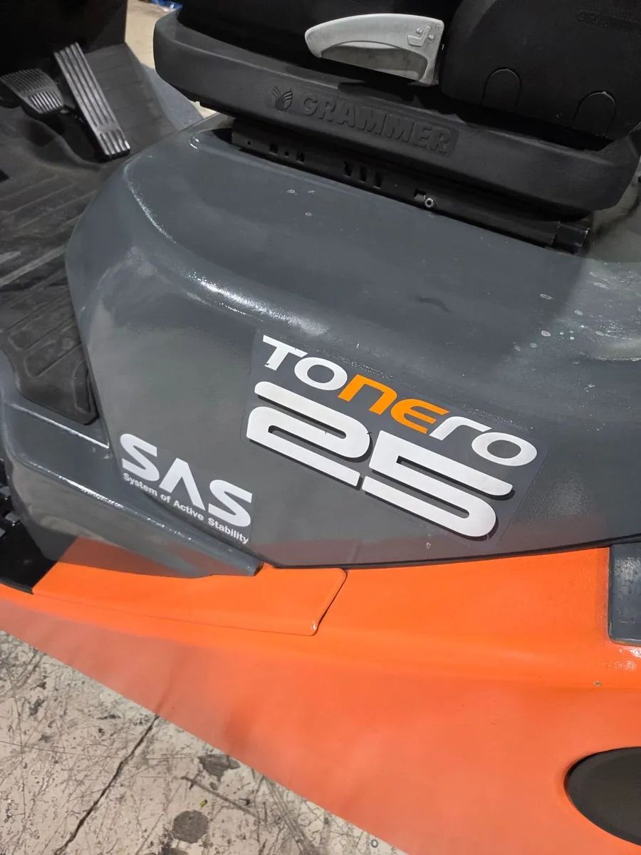 Toyota Forklift 2.5tonne - Image 3