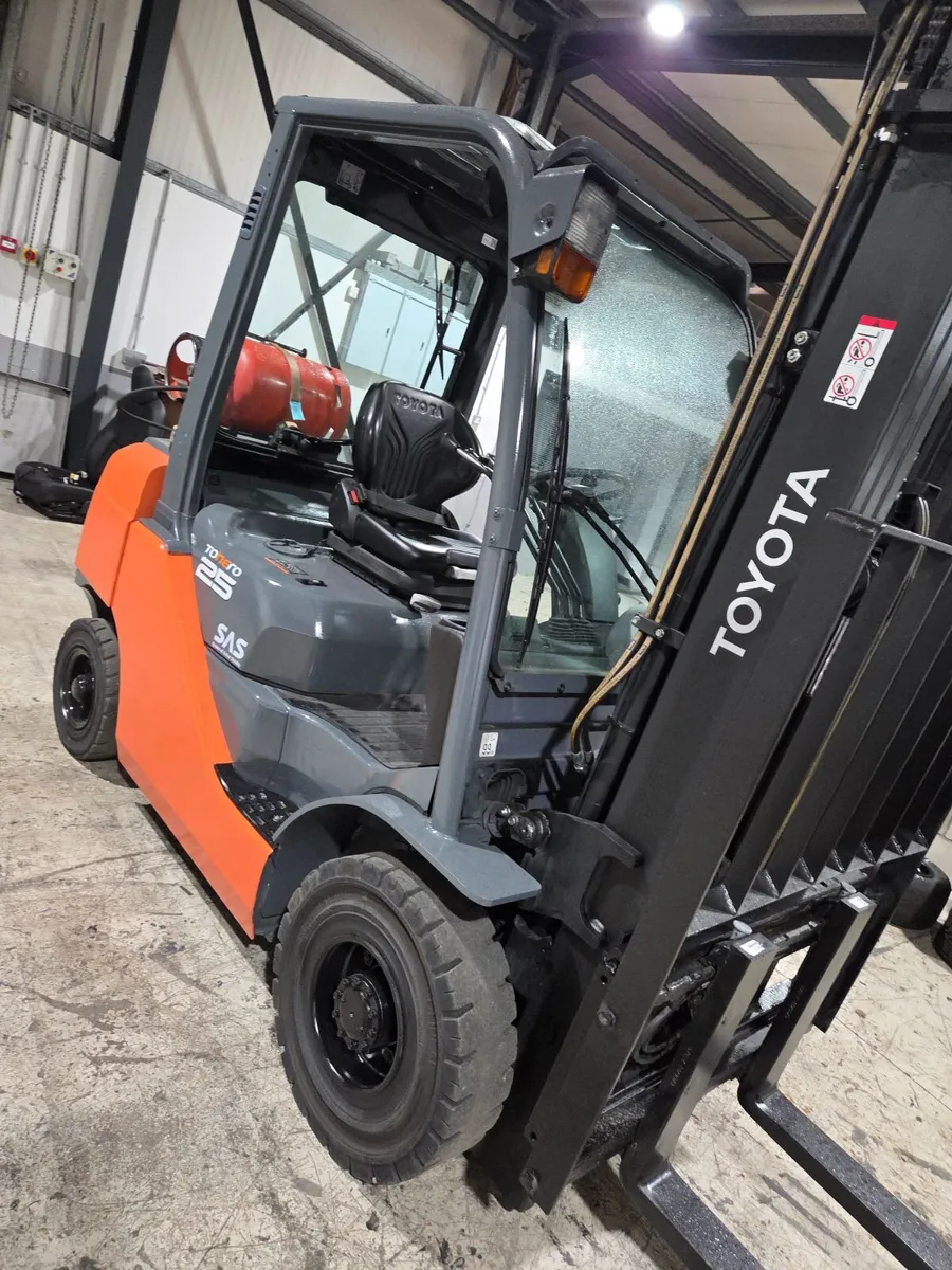 Toyota Forklift 2.5tonne - Image 1