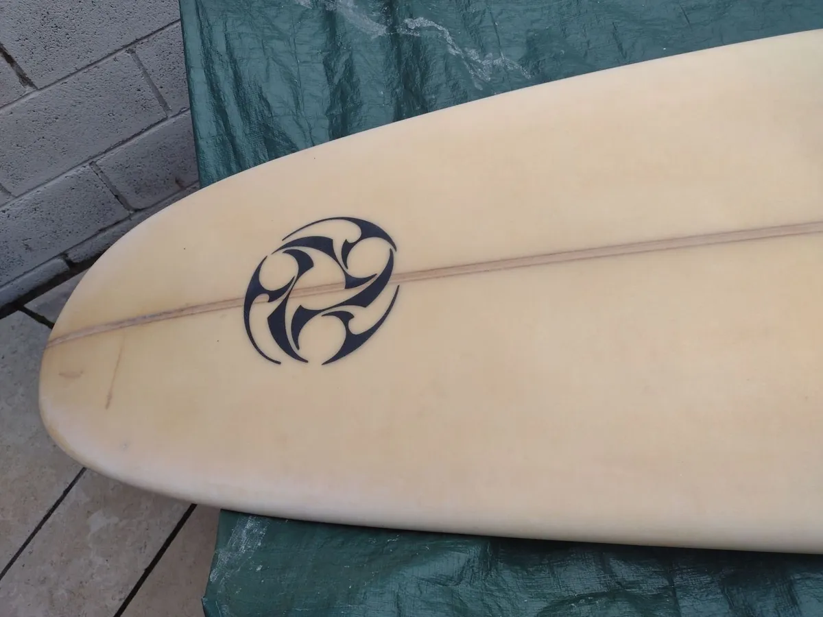 9'2" Custom made Vintage Surfboard - Image 2