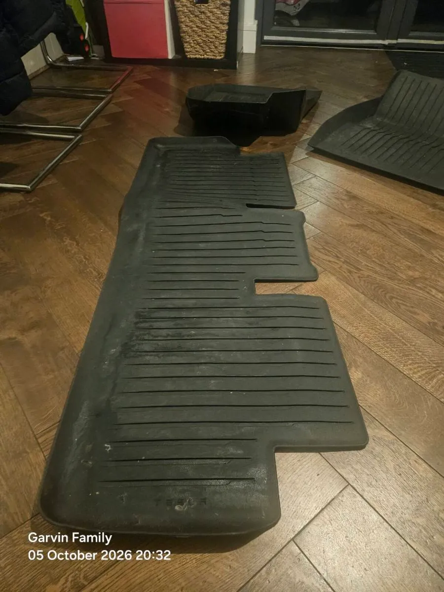 Tesla Model 3 Rubber car mats - Image 4