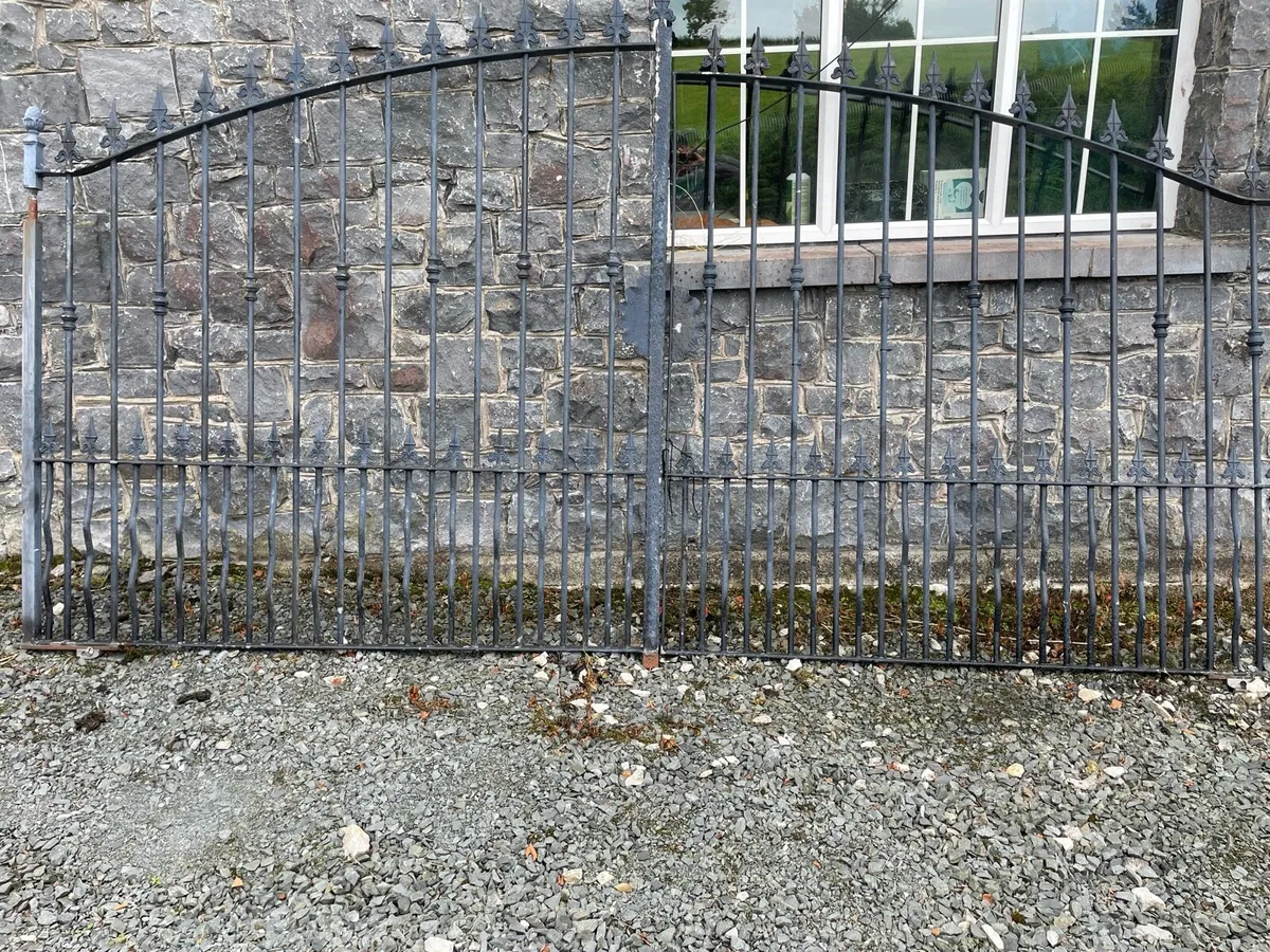 Galvanised gates - Image 1
