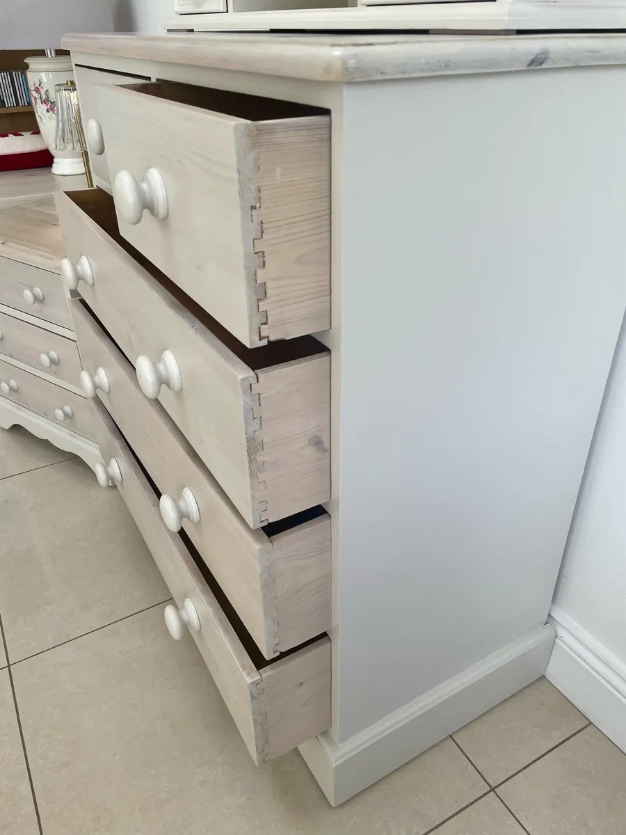 Chest of Drawers and bedside locker - Image 2