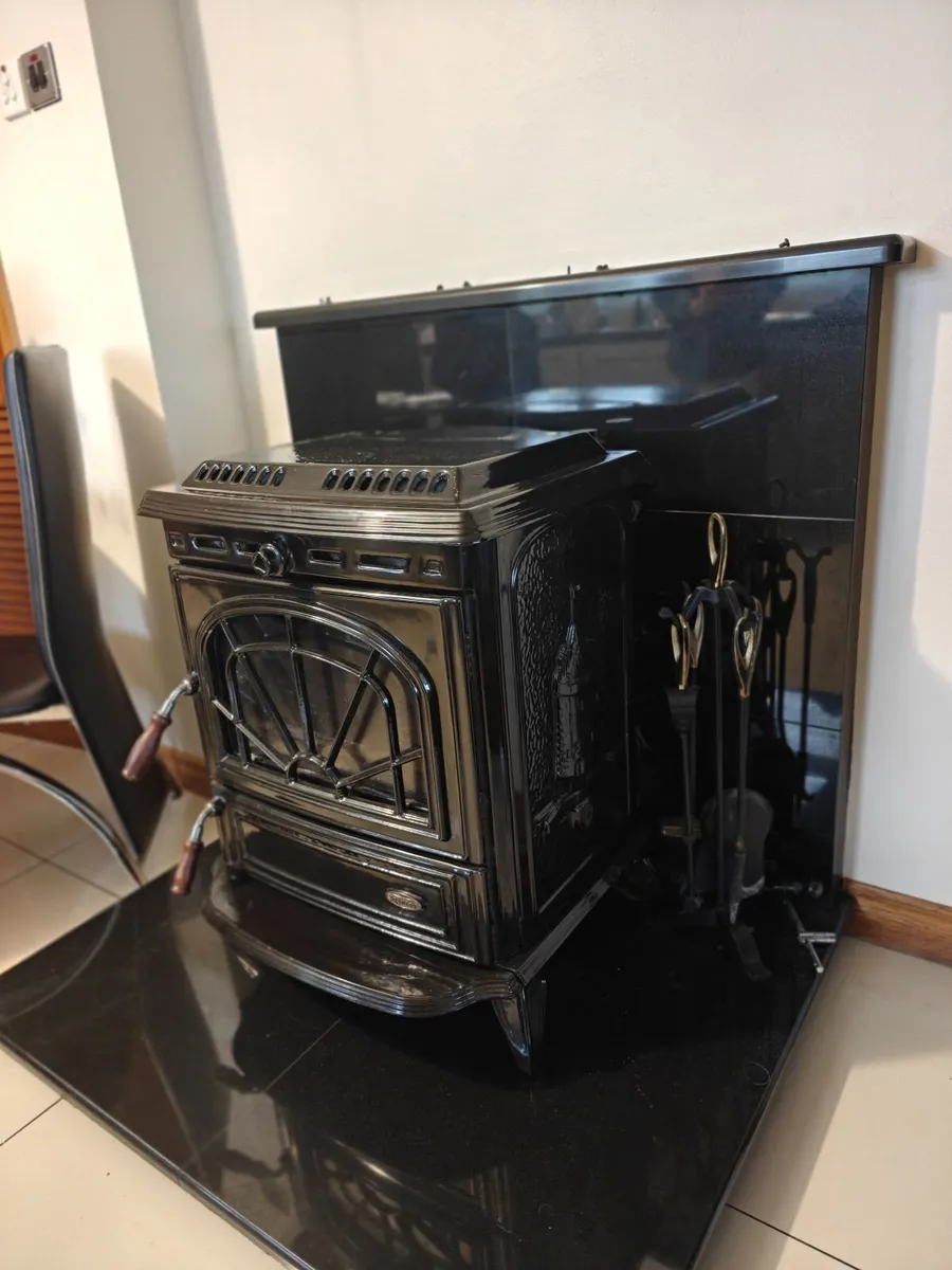 Waterford Stanley Erin stove - Image 1