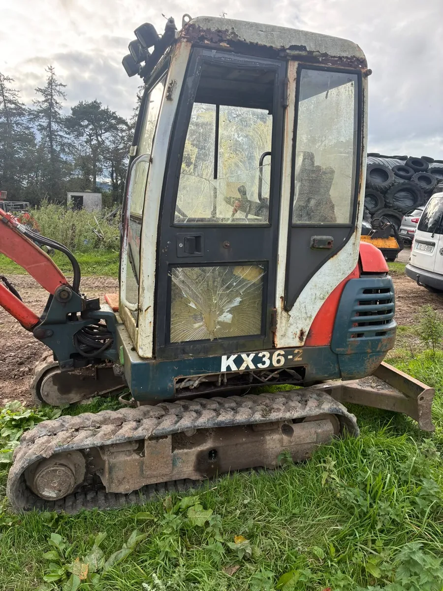 Kubota mini digger - Image 3