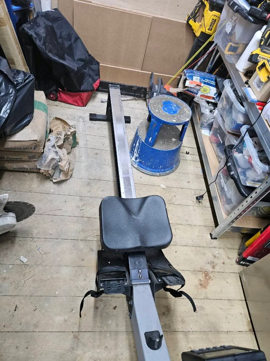 Rowing machine - Image 4