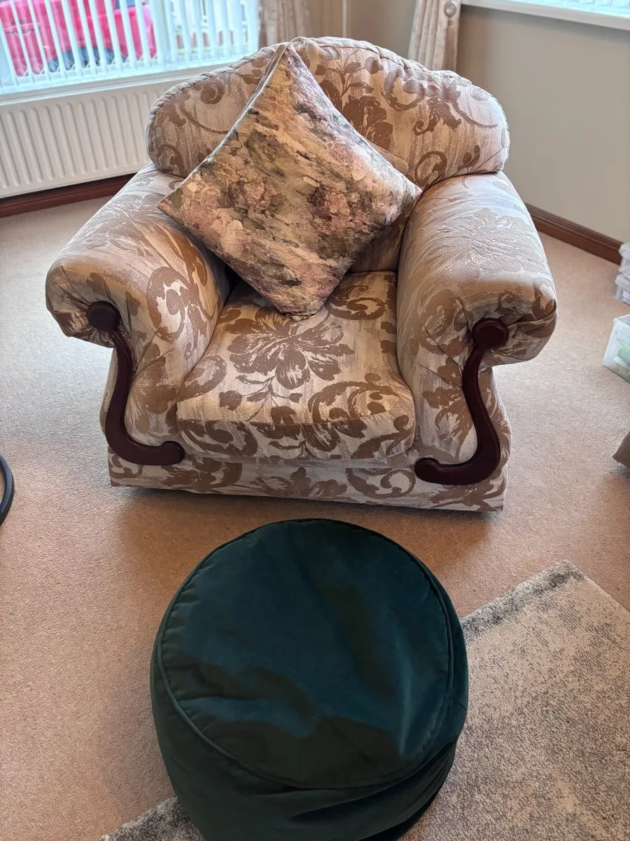 3 piece suite 3-1-1 - Image 2