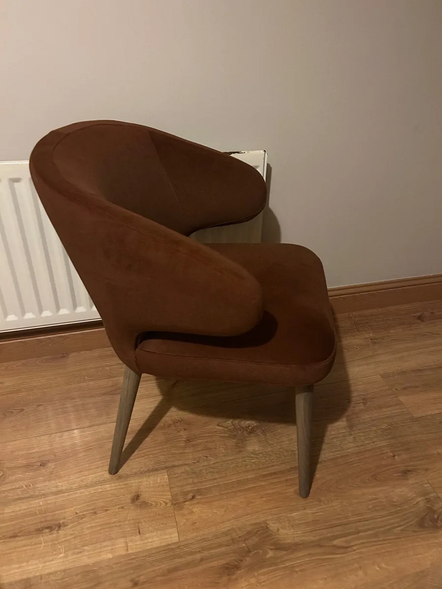Armchair - Image 2