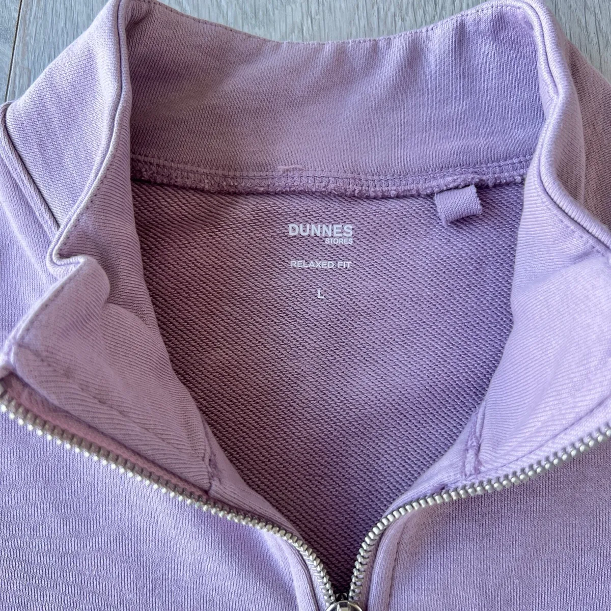 Dunnes Men’s Half Zip Sweatshirt L - Image 2