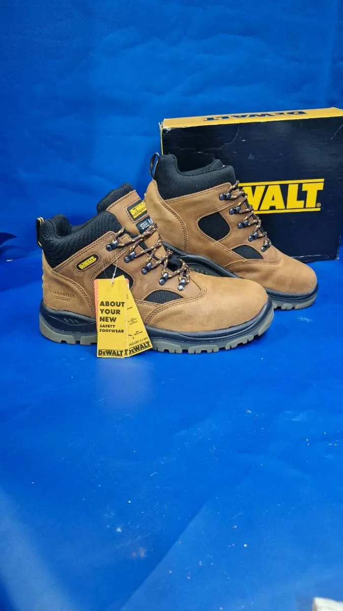 DeWalt Challenger Safety Boots - Image 1