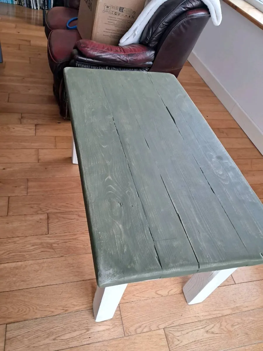 A beautiful hand made coffee table just made and f - Image 3