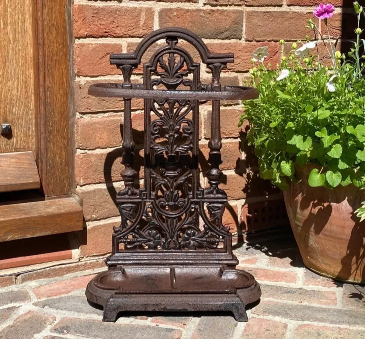 Cast Iron Umbrella Stand Vintage Style NEW - Image 2