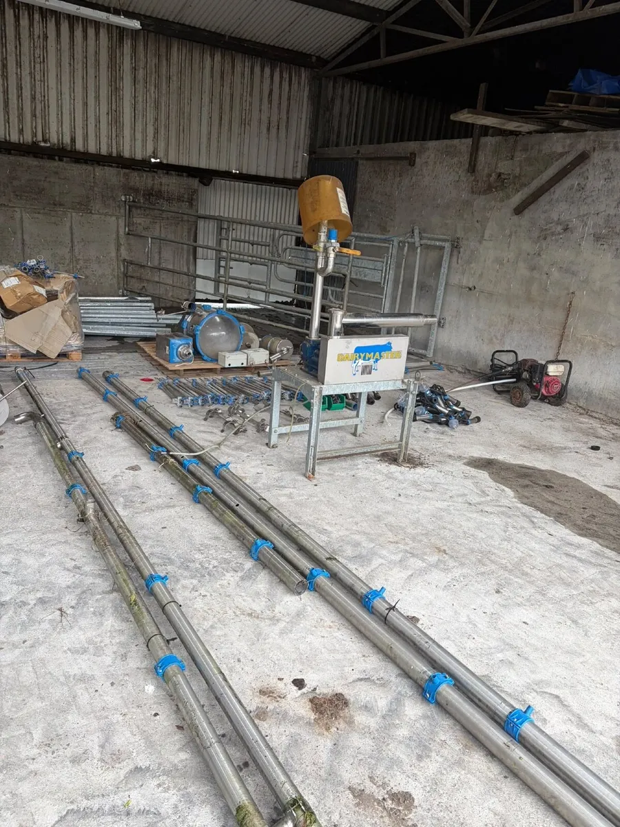 16 Unit Milking Machine - Image 1