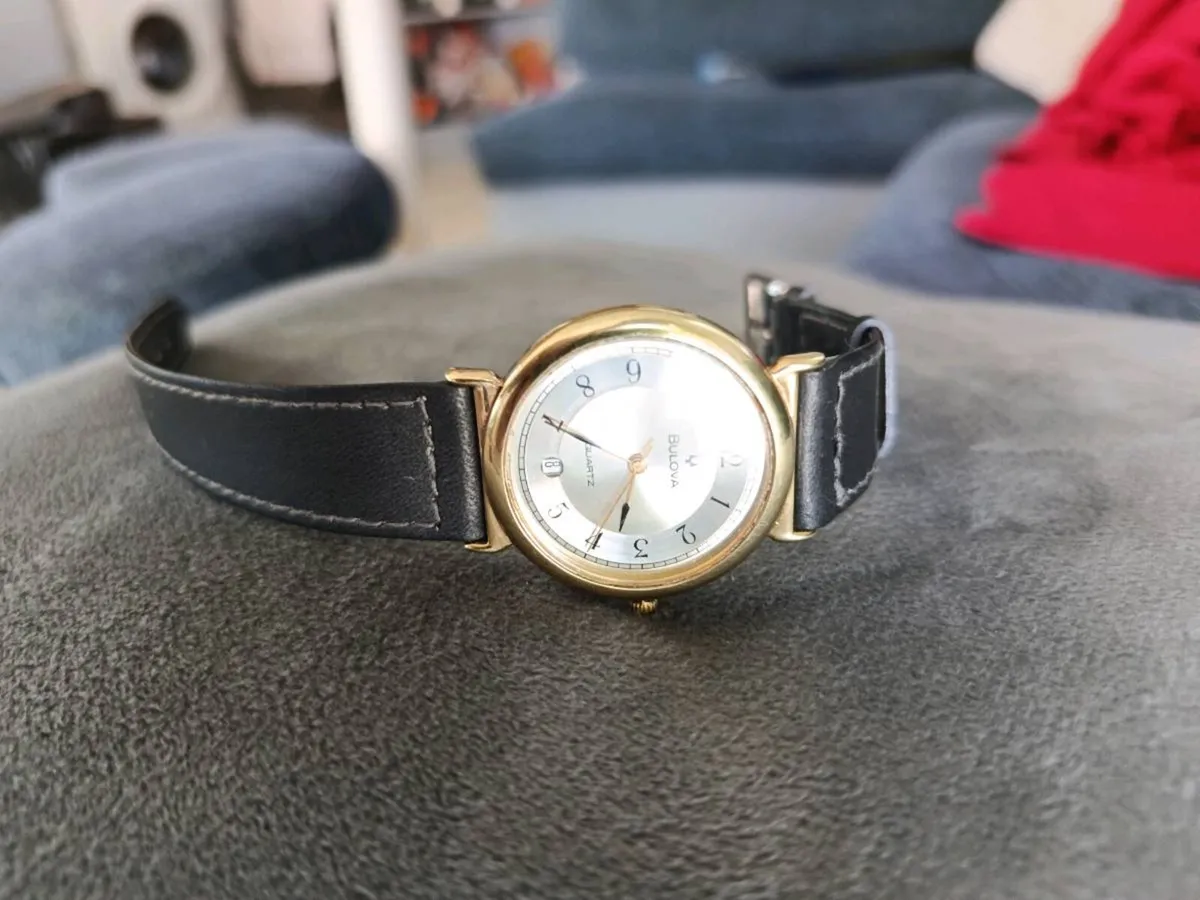 Vintage Bulova Gold-Tone Quartz Dress Watch with T - Image 1
