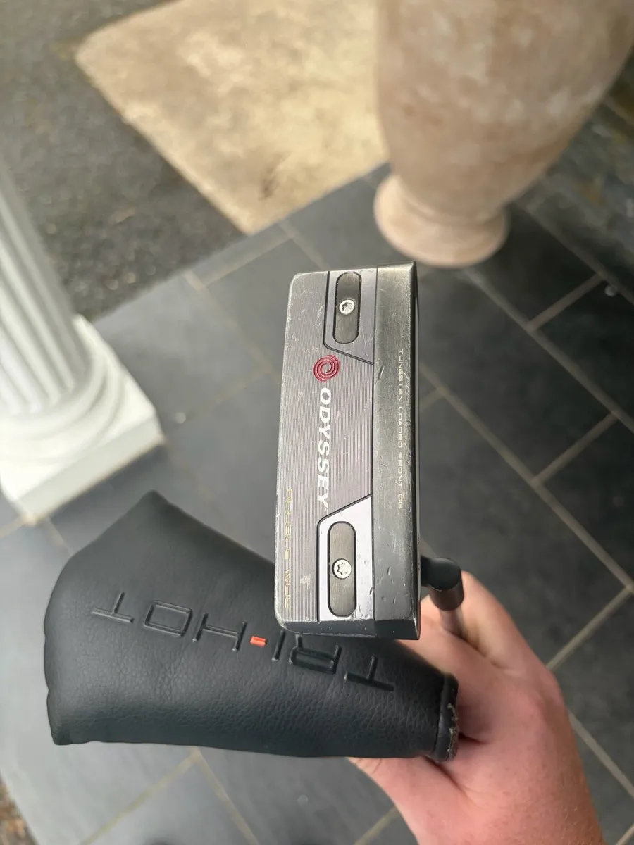 Odyssey Tri Hot putter - Image 1