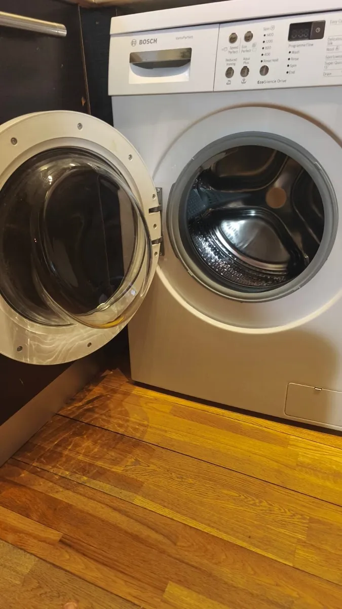 Washing machine - BOSCH - Image 1