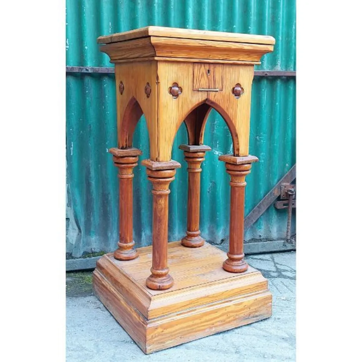 Pitch Pine Plinth-KAS88 - Image 1