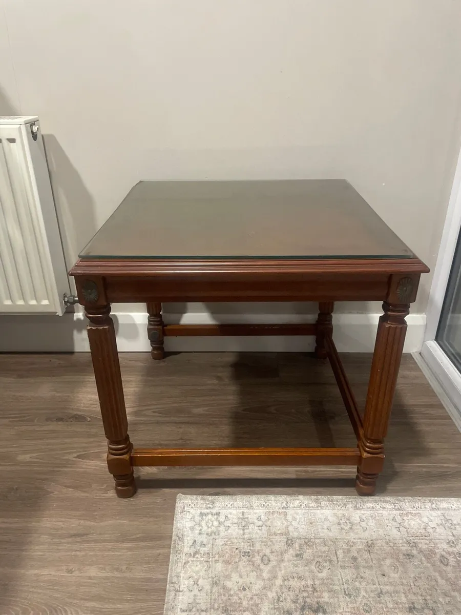 Coffee table, side tables & lamp - Image 4