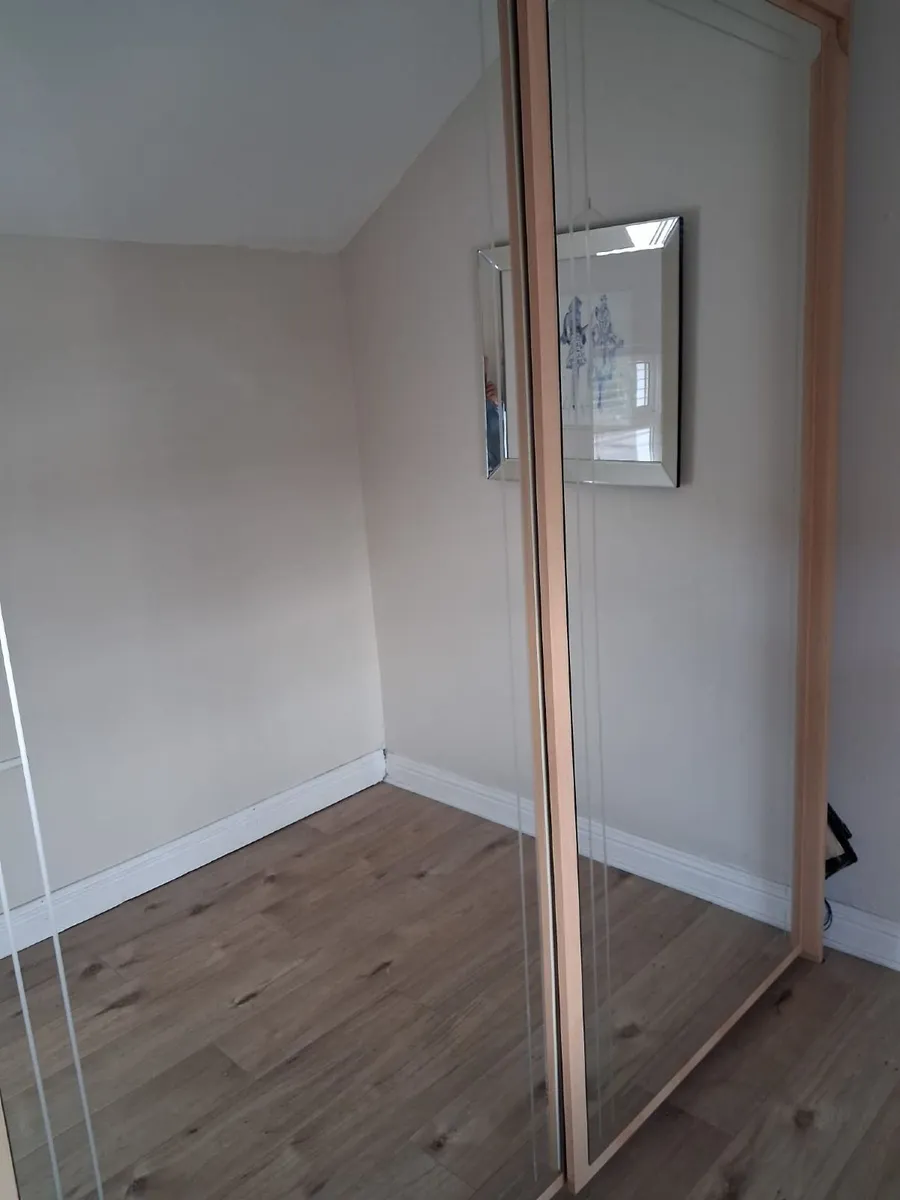 Mirrored Sliding Wardrobe - Image 2