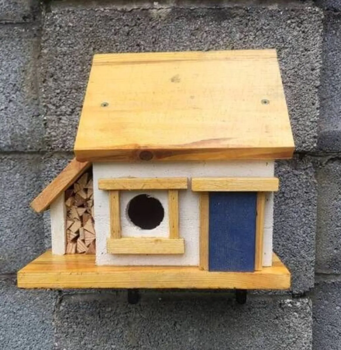 Bird house - Image 1