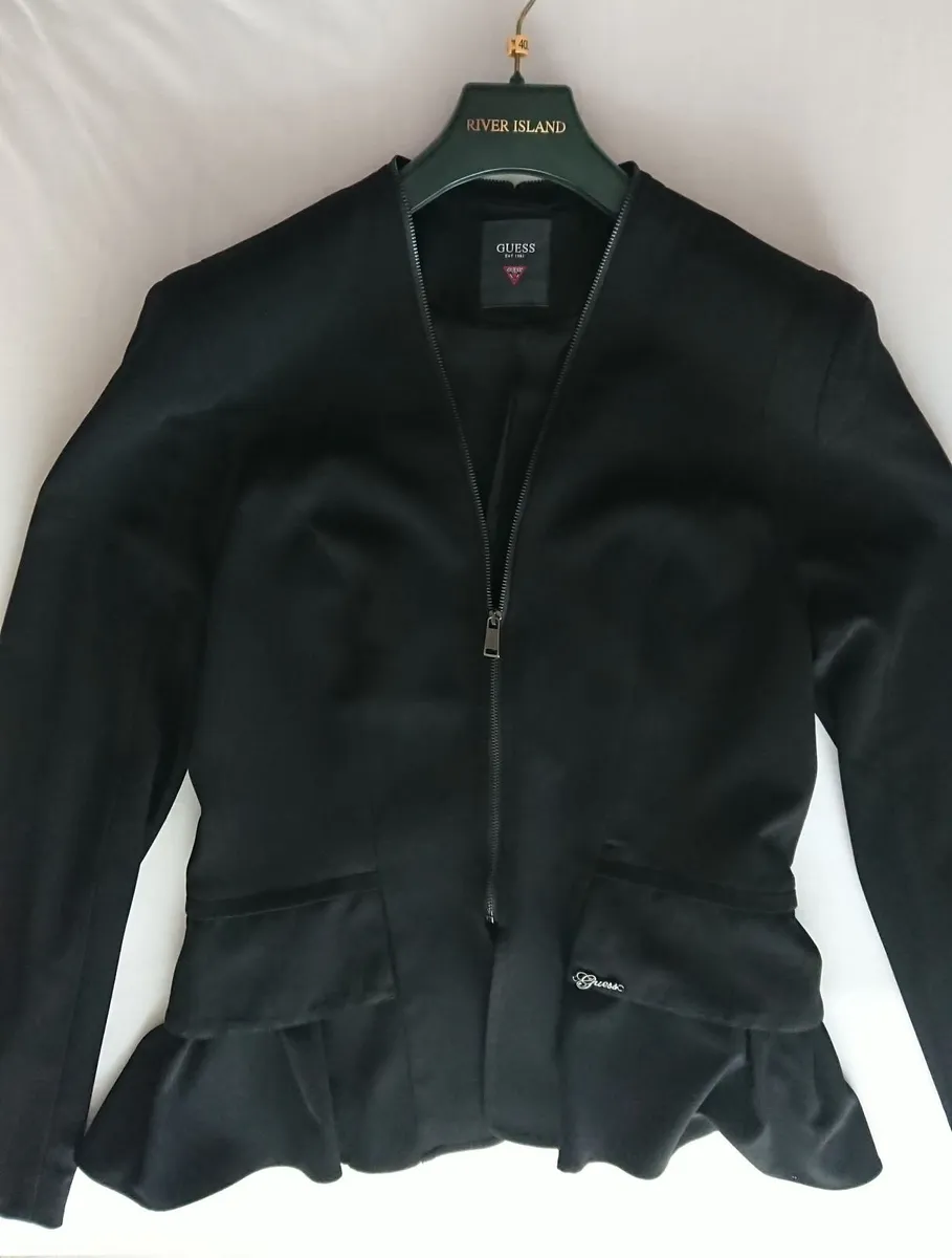 Genuine Guess jacket - Image 2
