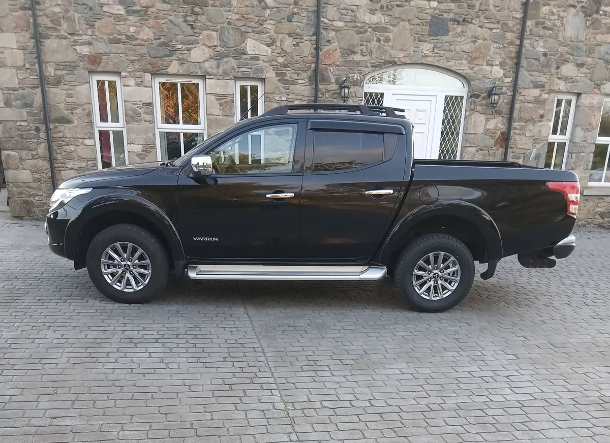 Mitsubishi L200 2018 - Image 1