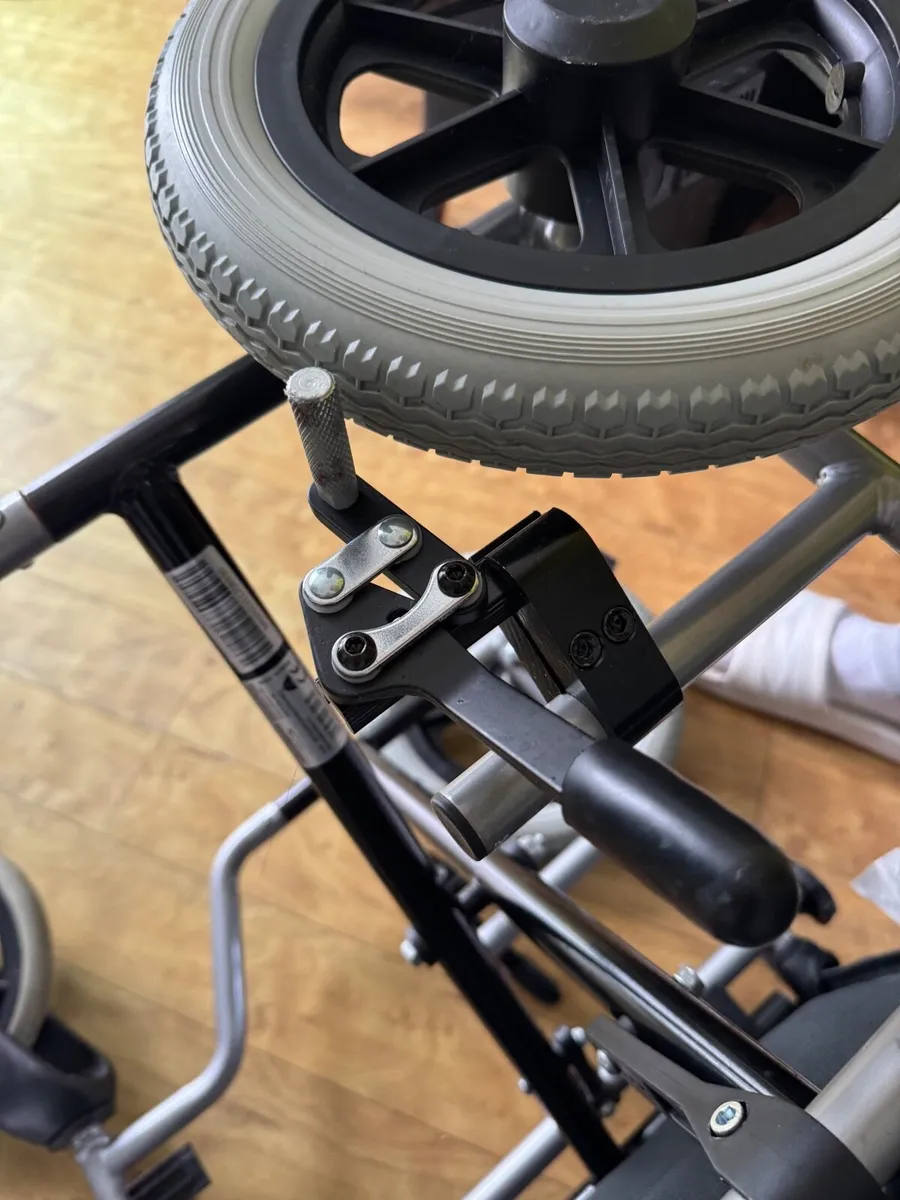 wheelchair - Image 1