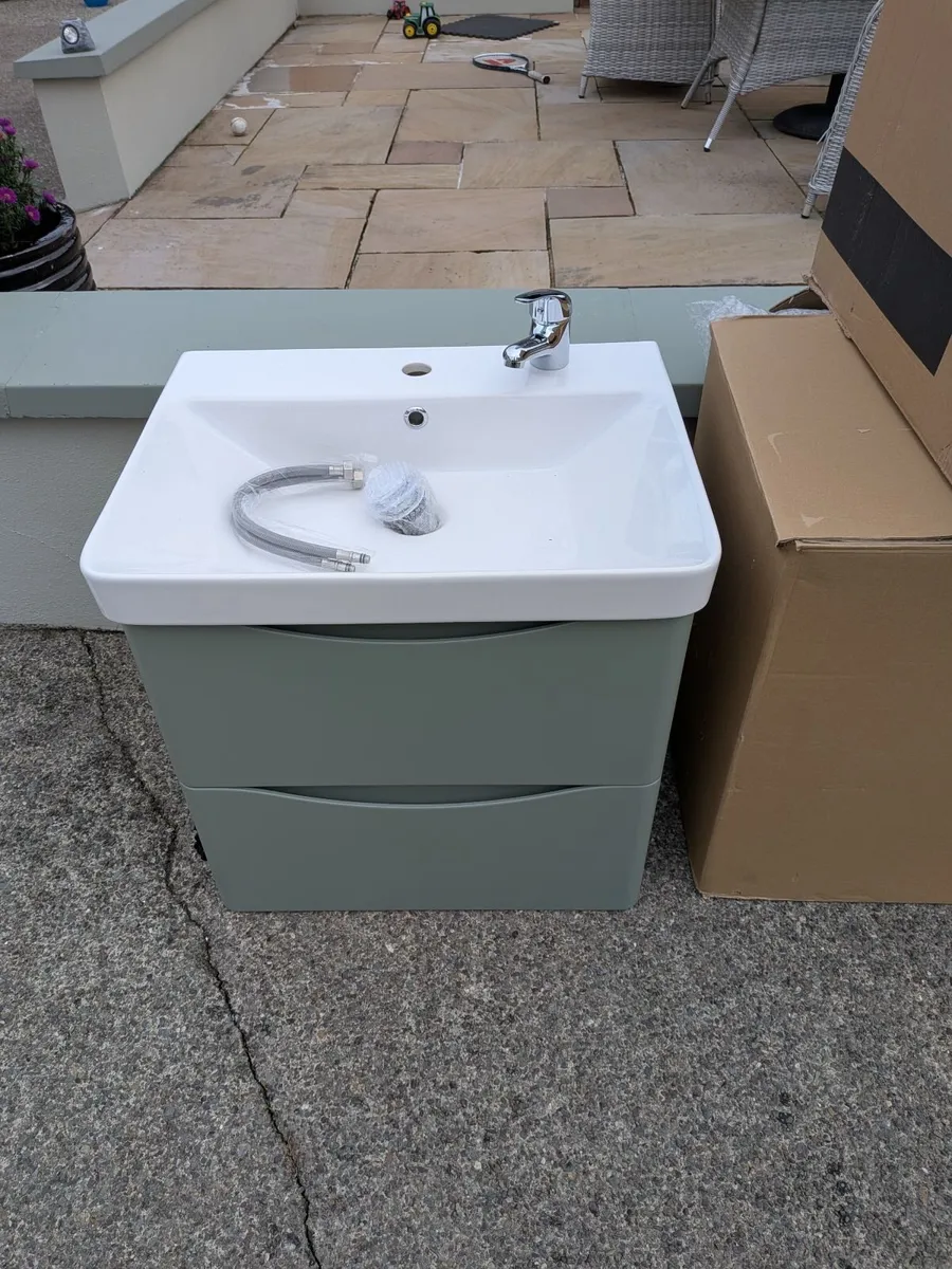 Bathroom Vanity Unit - Image 4