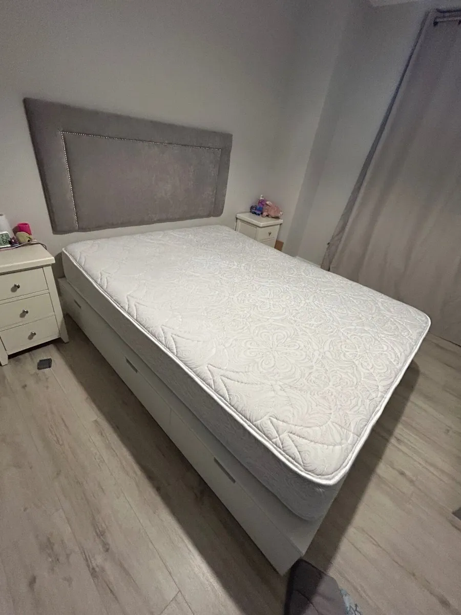 Double king mattress for free - Image 1