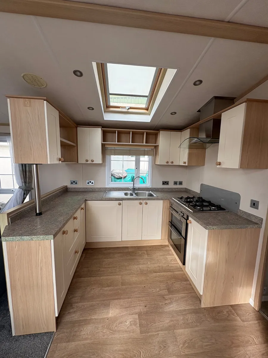 🔥 PEMBERTON SERENA – FULL RESIDENTIAL SPEC LODGE - Image 2