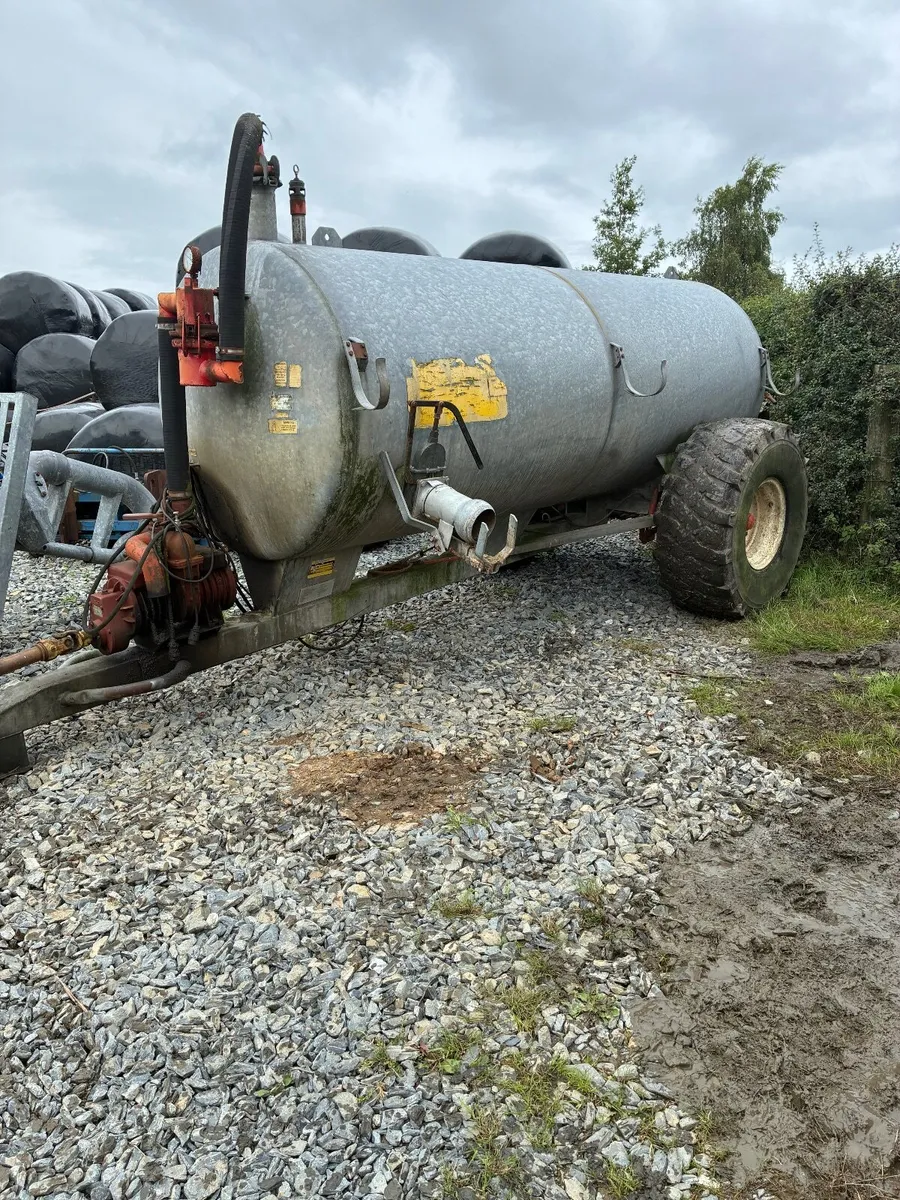 Slurry tanker