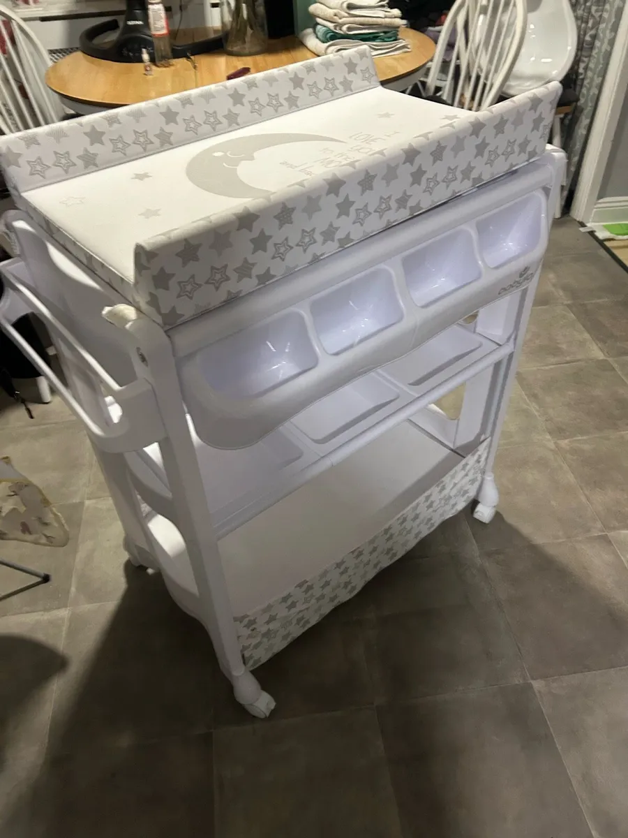 Baby Changing Unit - Image 2