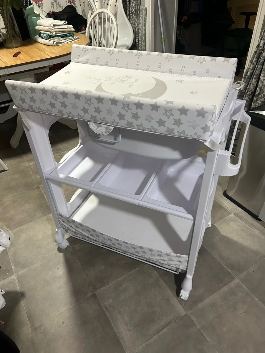 Baby Changing Unit - Image 4