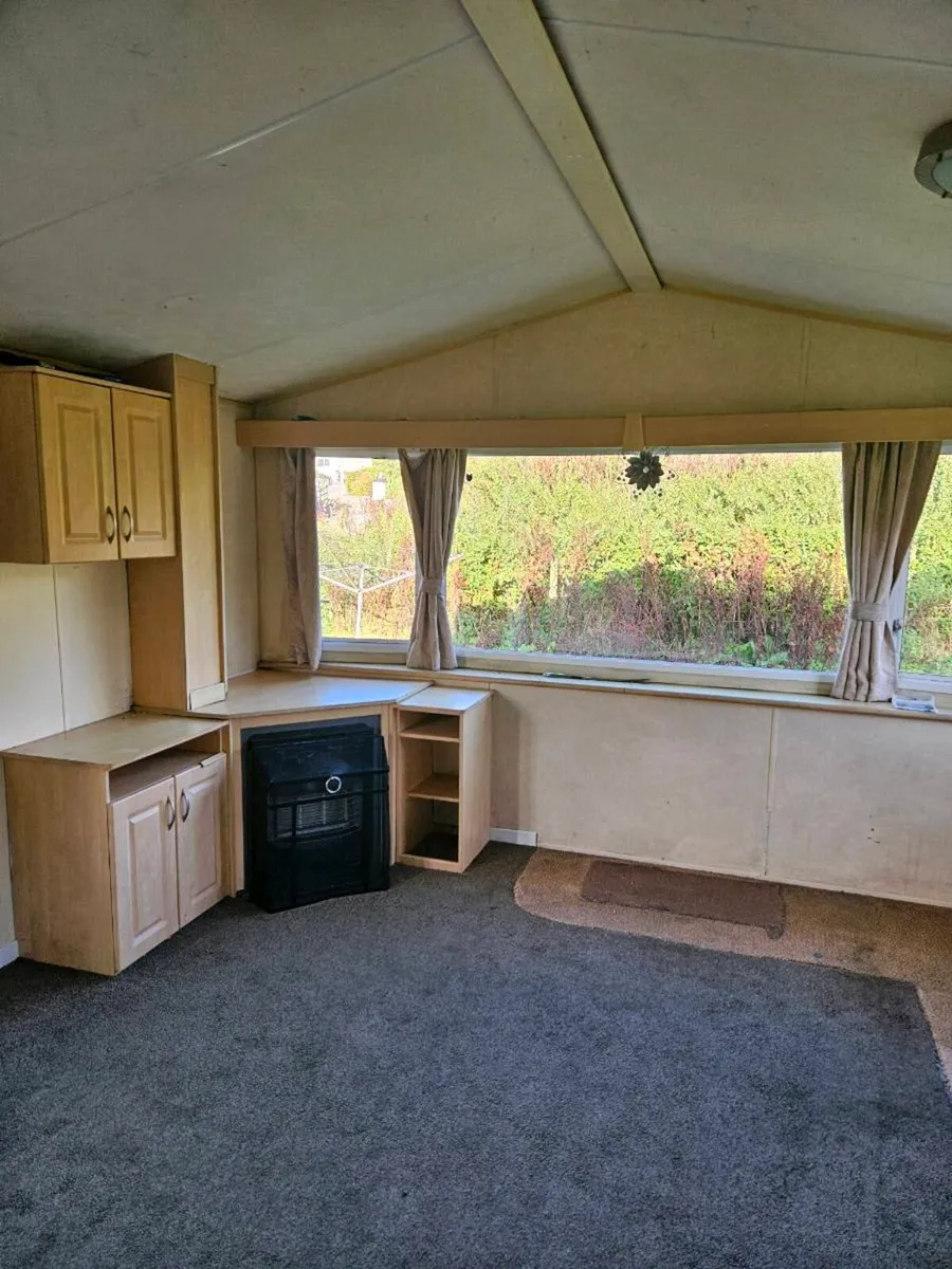 Mobile home - Image 1