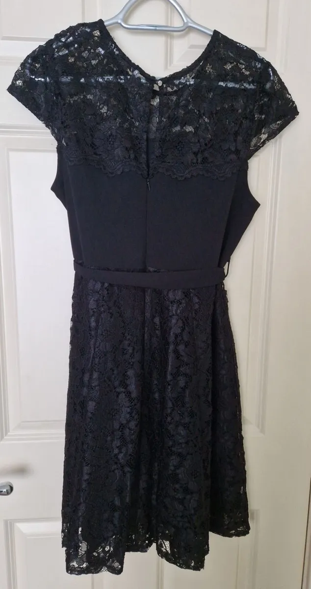 Dorothy Perkins Billie and Blosssom dress UK16 - Image 4